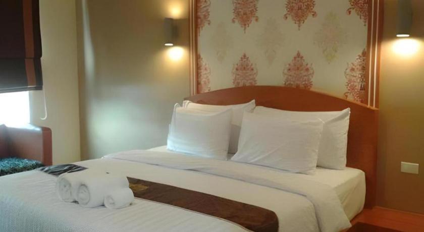 Thada Chateau Hotel Buriram Luaran gambar