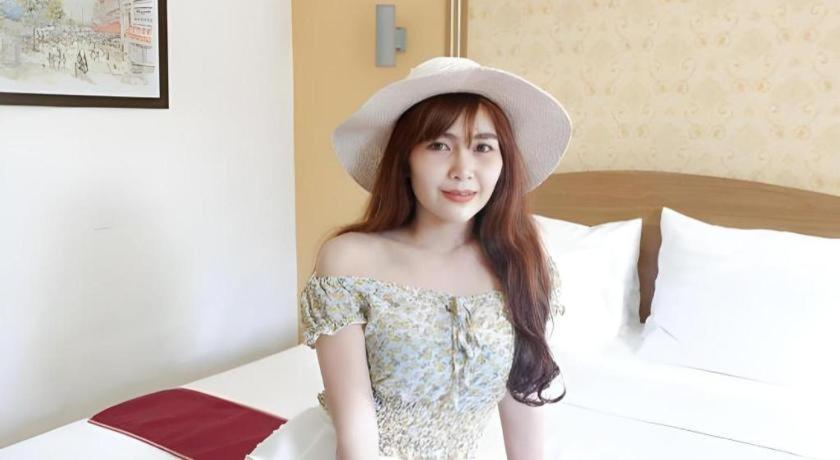 Thada Chateau Hotel Buriram Luaran gambar