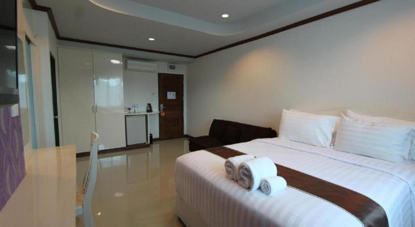 Thada Chateau Hotel Buriram Luaran gambar